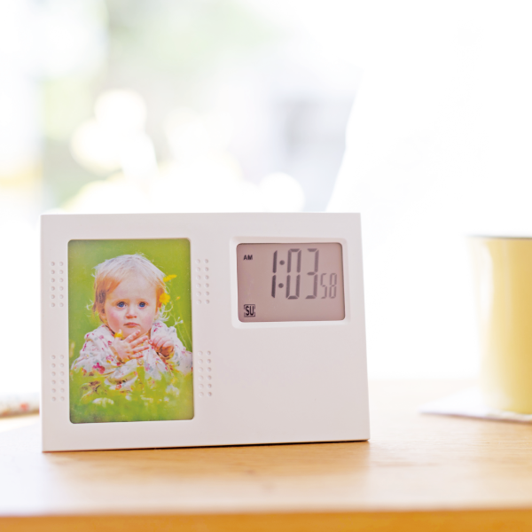 フォトスタンドクロック