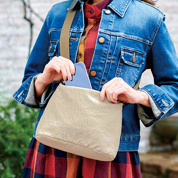 2ポケットマチ付きサコッシュ